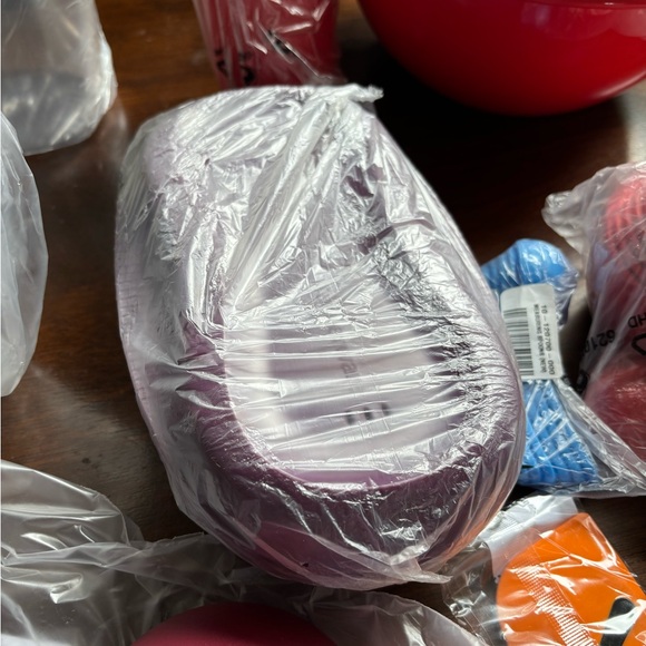 Various pieces of Tupperware - Picture 7 of 15